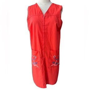 1960s Gilead Embroidered Patch Pockets Zip Up House‎ Dress